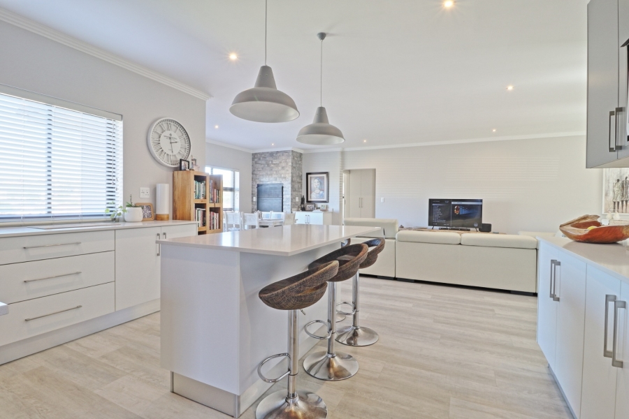 3 Bedroom Property for Sale in Diaz Beach Western Cape